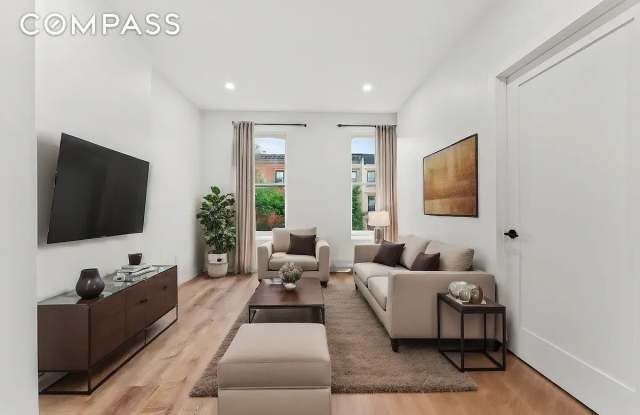 125 Saint James Place photos photos
