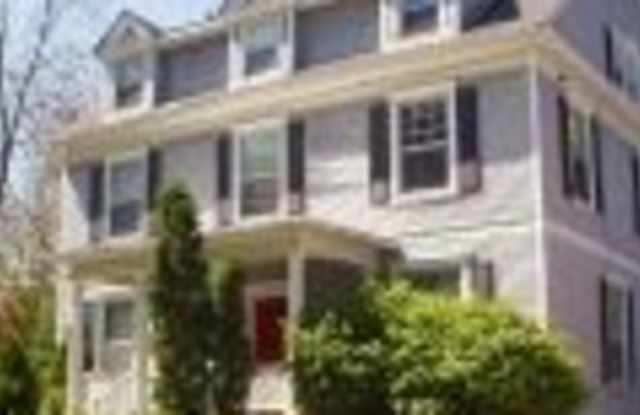 1208 Prospect Gallery 2