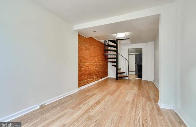 2018 FOUNTAIN Street Gallery 2