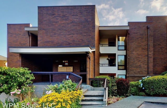 10905 Glen Acres Drive S  #A25D - 10905 Glen Acres Drive South, Boulevard Park, WA 98168