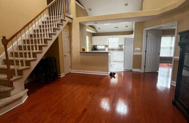 3 bedroom 3 bath with Fenced in Yard in Taberna Gallery 3