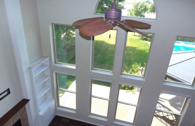 5748 Edgebrook Dr. Gallery 4