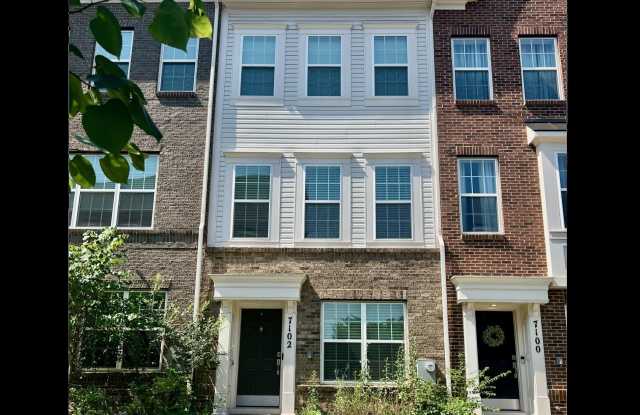 7102 ROWLOCK ALLEY photos photos