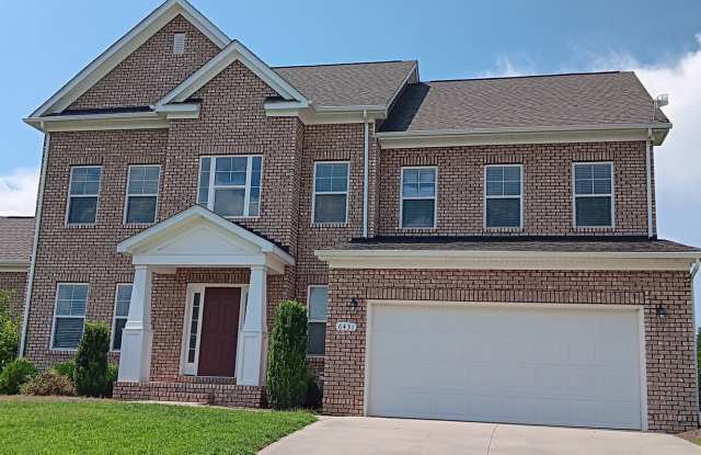 Fairlawn, 5 BR / 3.5 BA Available Sept 1st photos photos