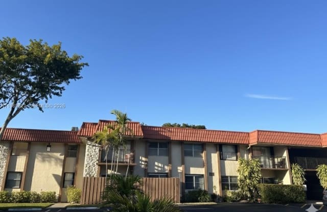 10511 SW 108th Ave photos photos