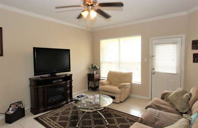 922 Sterling Creek Circle Gallery 2