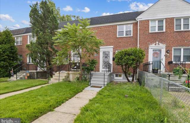 1403 DARTMOUTH Avenue Gallery 2