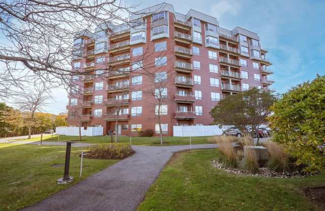 148 Breakwater Dr photos photos