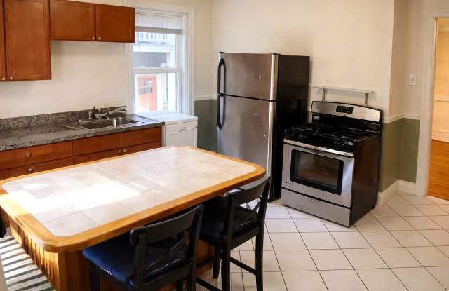 7 Oakview Terrace7 Oakview Terrace - 3 photos photos