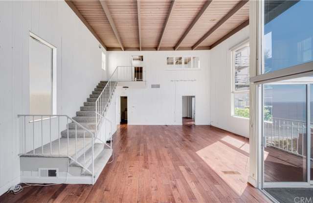 31949 Coast Gallery 3