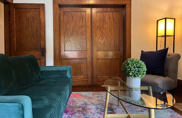 876 Dennison Avenue Gallery 4