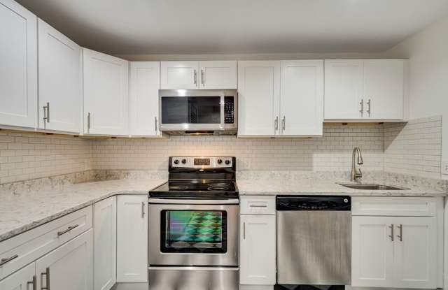 10 Weston Ave - 10 Weston Avenue, Quincy, MA 02170