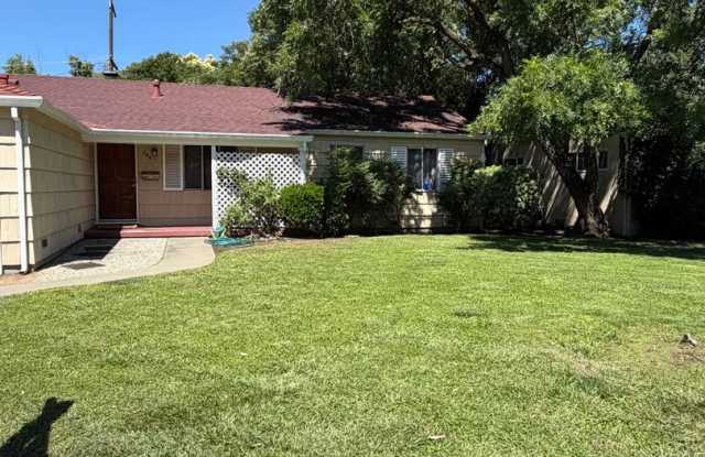 3 Bedroom 2 Bath Available September 1st 2026 photos photos