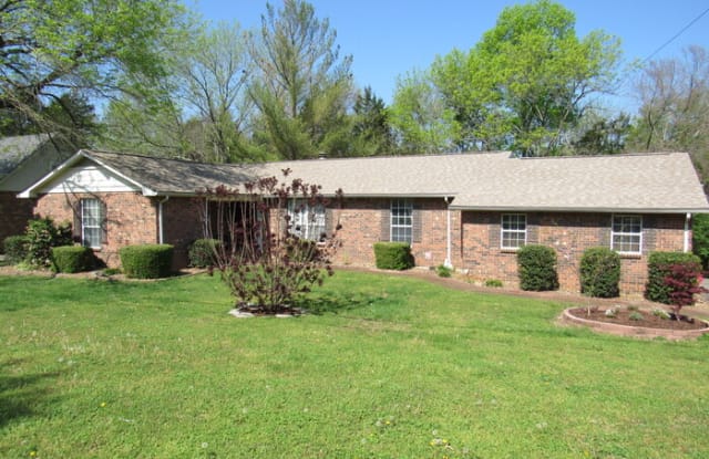 292 Clearlake Drive West - 292 Clearlake Drive West, Nashville, TN 37217
