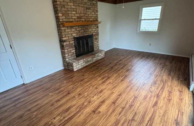 5115 Louden Drive Gallery 3