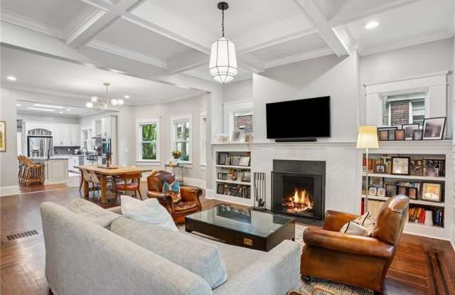 1016 Highland View Gallery 3