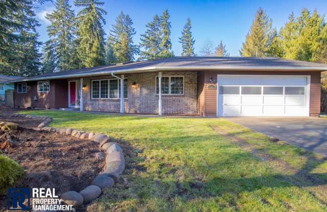 Beautifully Updated 3 Bedroom Rambler! photos photos