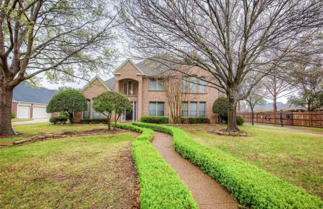 219 Canyon Lake Drive - 219 Canyon Lake Drive, Southlake, TX 76092