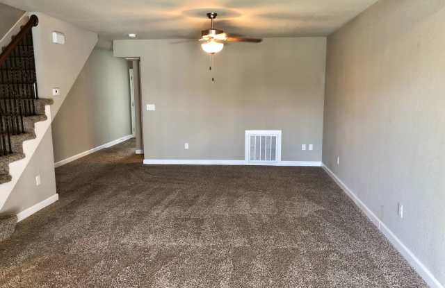 523 Maggie Ct Gallery 4