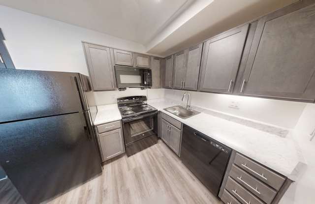 Turtle Creek Apartments of Indianapolis Gallery 2