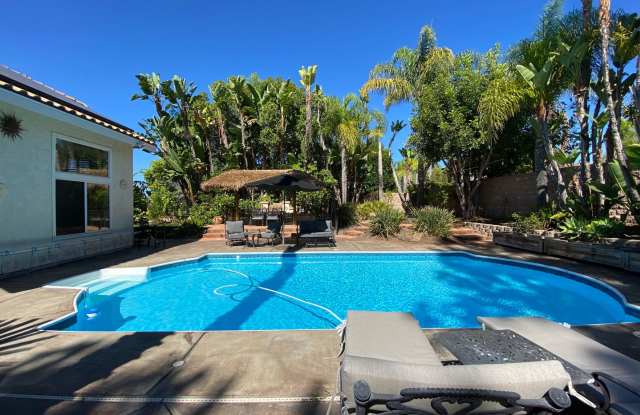 Stunning 4 bedroom Home with a Pool located in Oceanside! photos photos