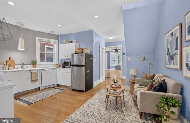 4947 CATHARINE Street Gallery 1