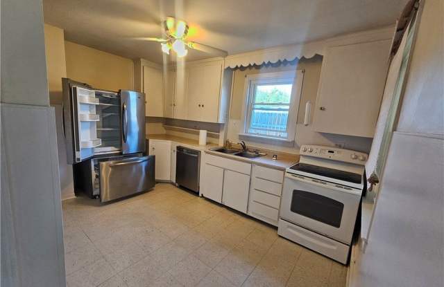 2572 Brecksville Road Gallery 3