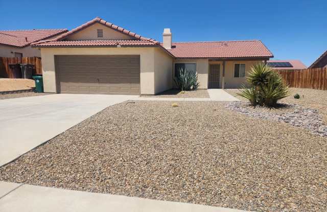 MUST SEE 3 Bedroom Home in the Desert Vista Community photos photos