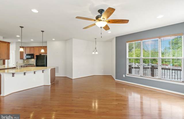 23457 TWIN FALLS TERRACE Gallery 3