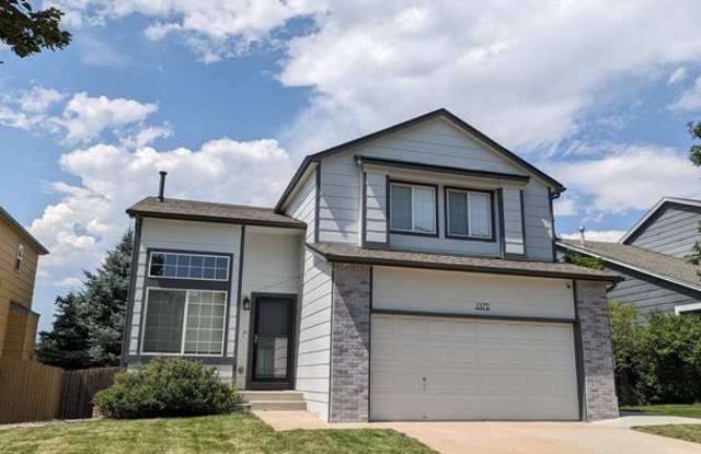 MODERN TWO STORY 3 BED/2.5 BATH WITH FENCED BACKYARD AND 2 CAR GARAGE! photos photos