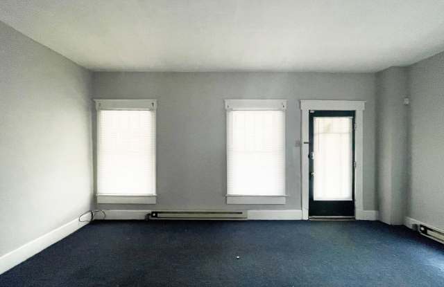 626-628 W Main St Gallery 3
