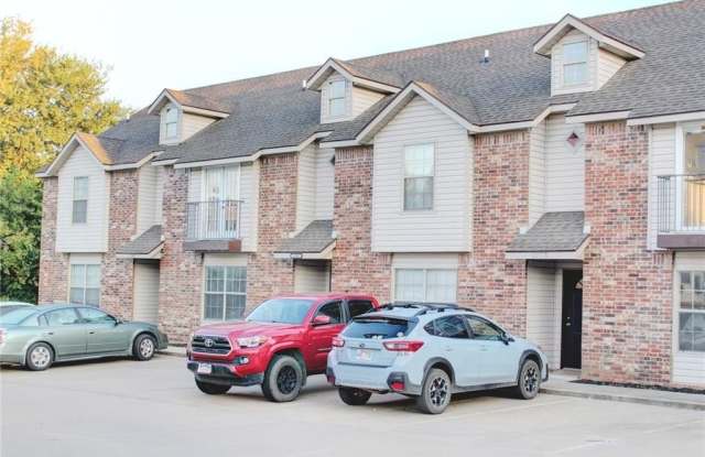 1730  N Chestnut  AVE photos photos