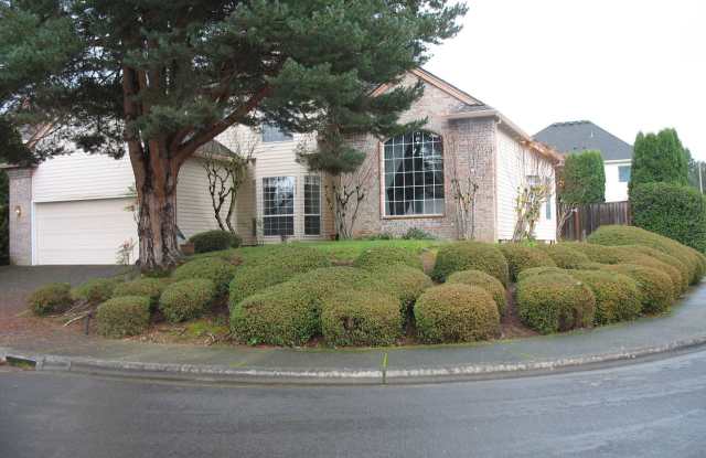 17527 NW Country Dr. Gallery 2