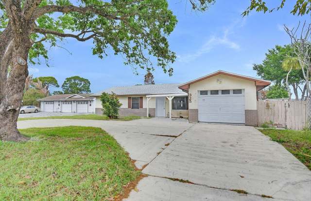 325 NW Rebecca Avenue photos photos