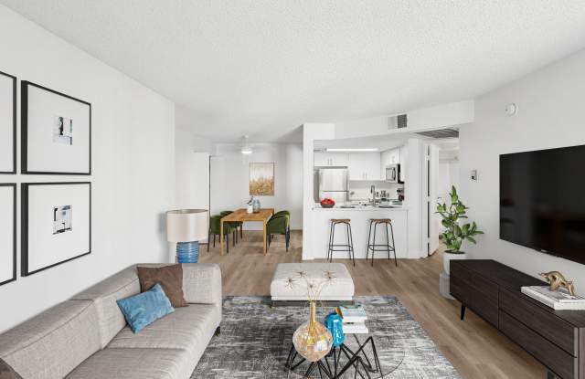 Meadow Glen Apartments Gallery 1