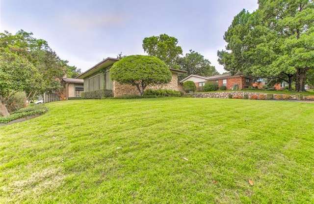5216 Blueridge Court Gallery 3