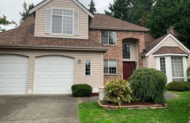 Location location 4 bedroom, 2.5 bath in the heart of Sammamish! photos photos