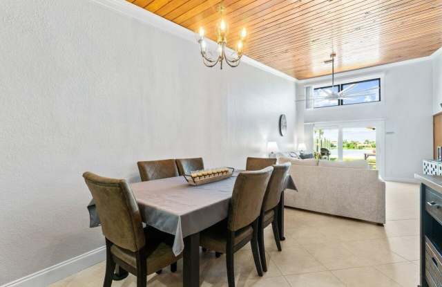 12542 Westhampton Circle Gallery 3