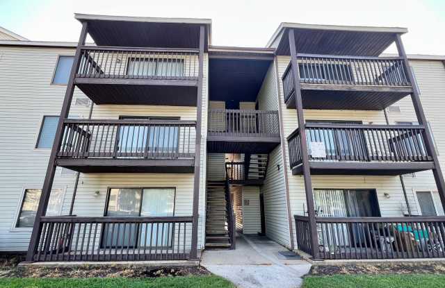 1bth 1bth Condo in Hampton Gallery 3