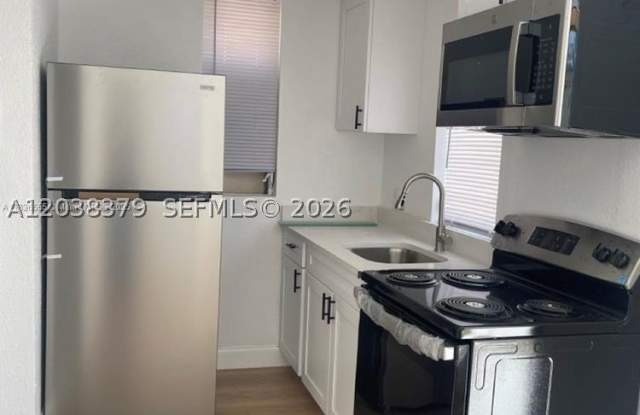 219 SW 21st Ave photos photos