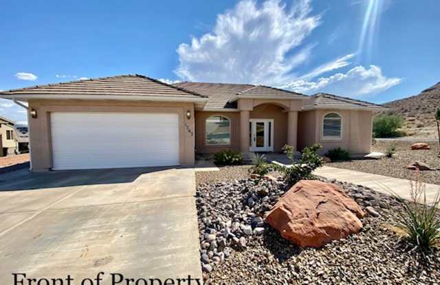 SPACIOUS HOME FOR RENT! photos photos