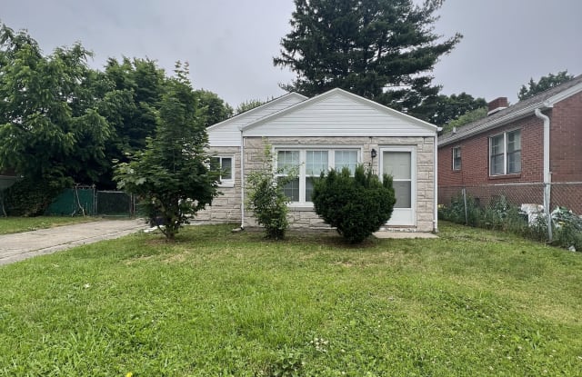 241 N 19th Avenue - 241 North 19th Avenue, Beech Grove, IN 46107
