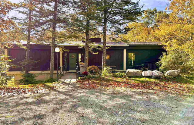 3 Bromley Forest Road photos photos