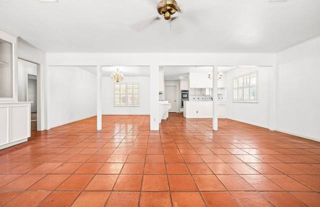 630 Bradshaw Gallery 2