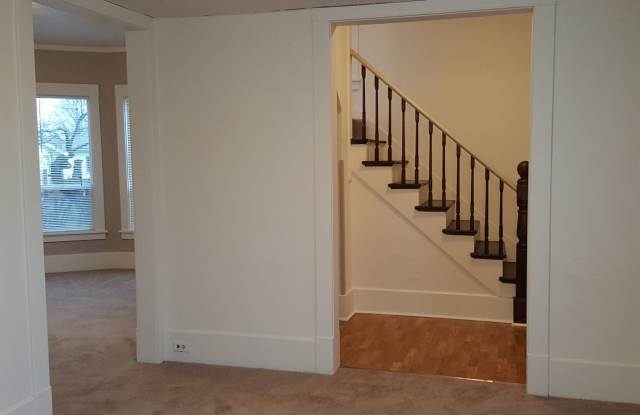 3572 S Fawcett Gallery 3