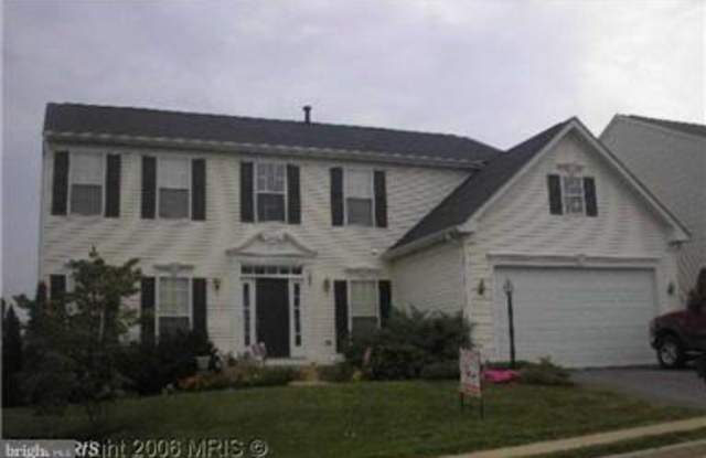 2025 GERMANDER WAY - 2025 Germander Way, Lake Ridge, VA 22192