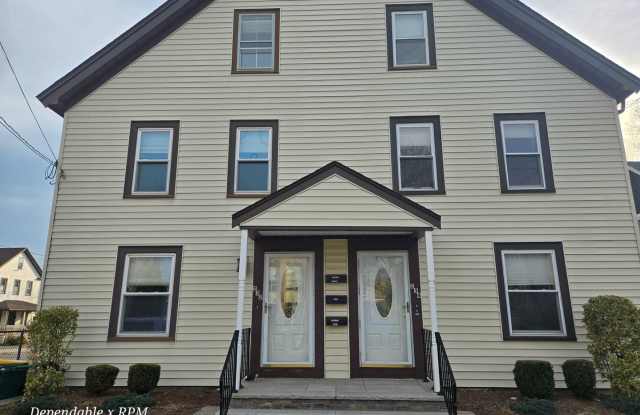 6 Bd 2 Bath TownHouse Available For Rent Norwood Center! photos photos