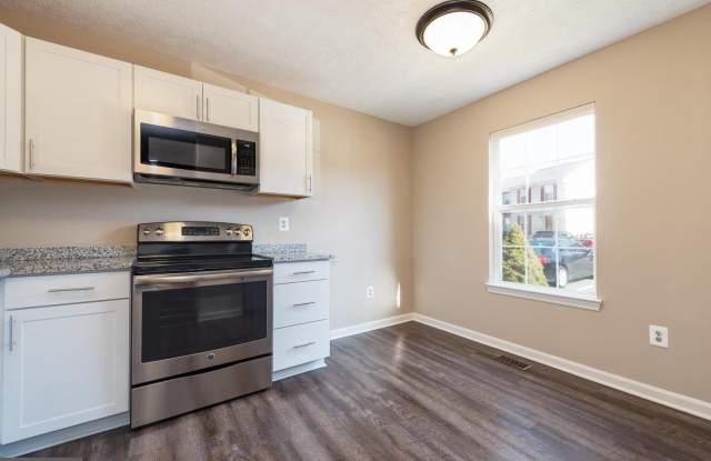 645 REALM Court W Gallery 3