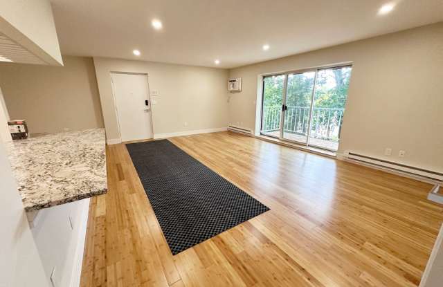 Stylish Corner Unit in Prime Needham Location with Luxurious Upgrades and Amenities photos photos