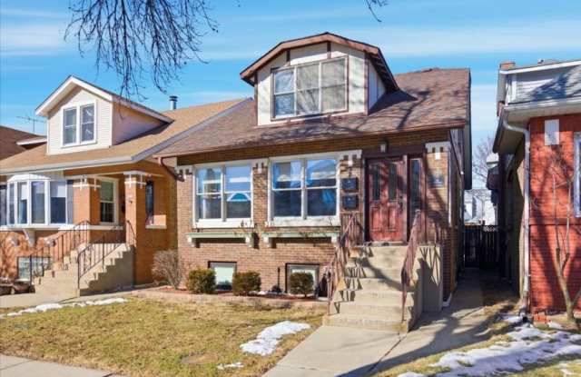 5218 North Lieb Ave. photos photos